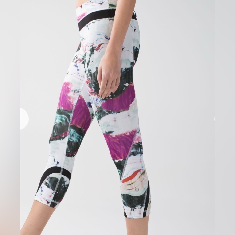 Lululemon Run: Inspire Crop II *All Full-On Luxtreme US10